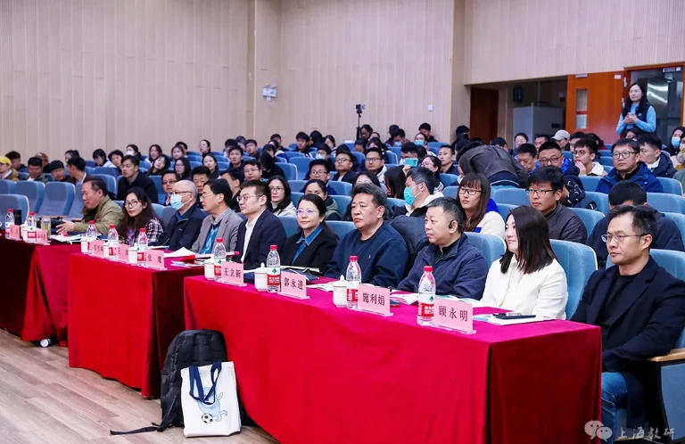 刻苦训练篮球时如何避免受伤的建议_0